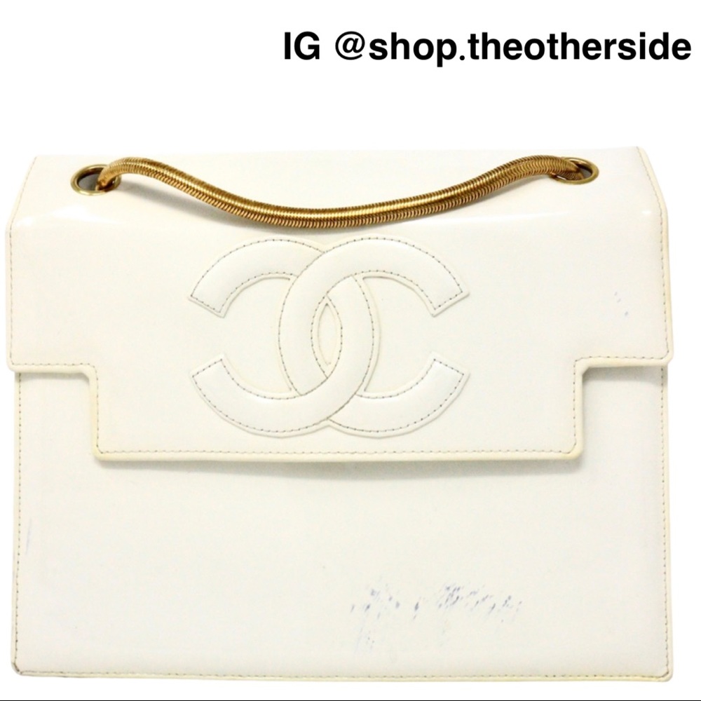 Chanel Vintage Patent Snake Chain Bag White